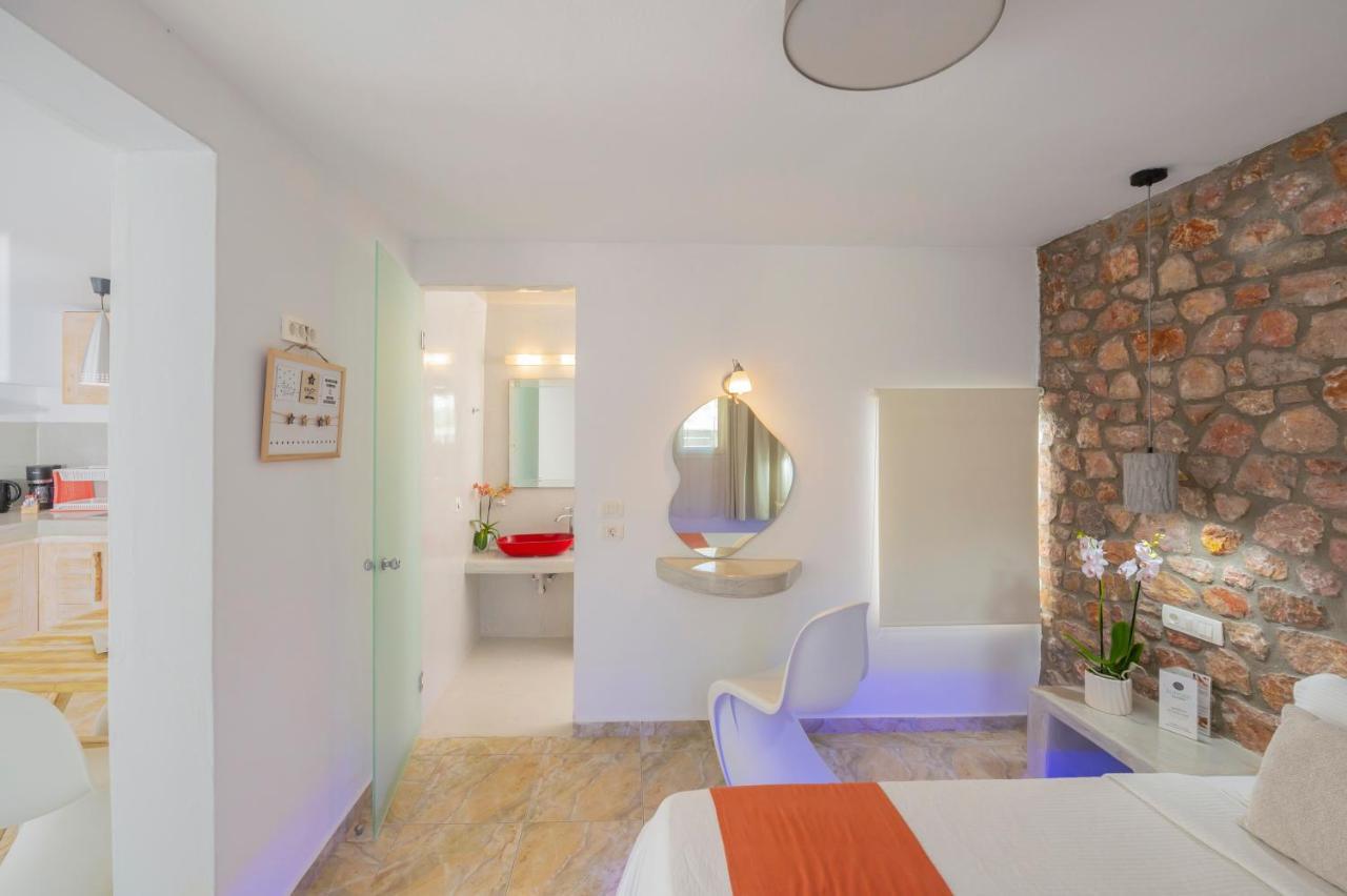 Loukas & Emma Eco Houses Perissa  Bagian luar foto
