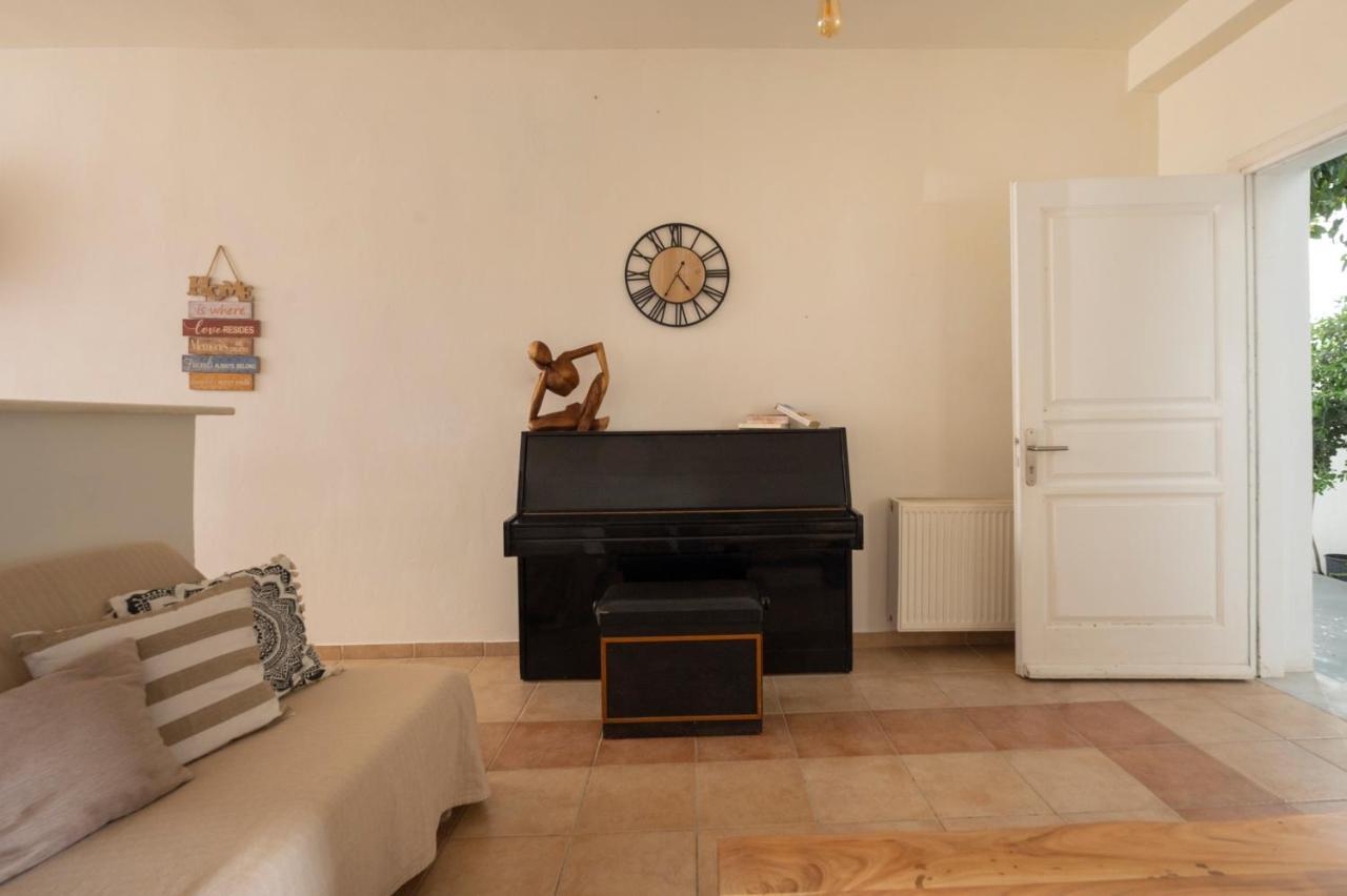 Loukas & Emma Eco Houses Perissa  Bagian luar foto