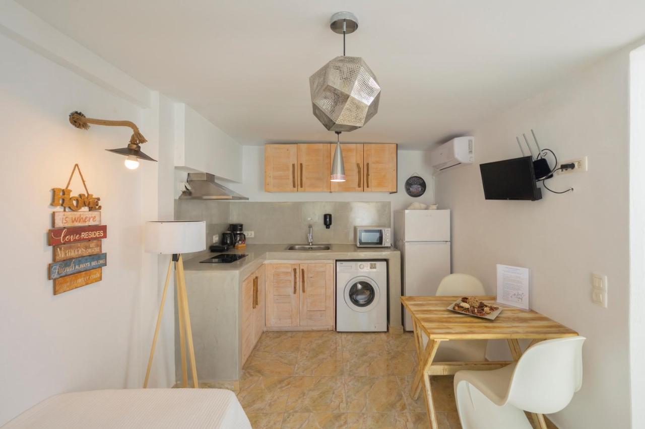 Loukas & Emma Eco Houses Perissa  Bagian luar foto