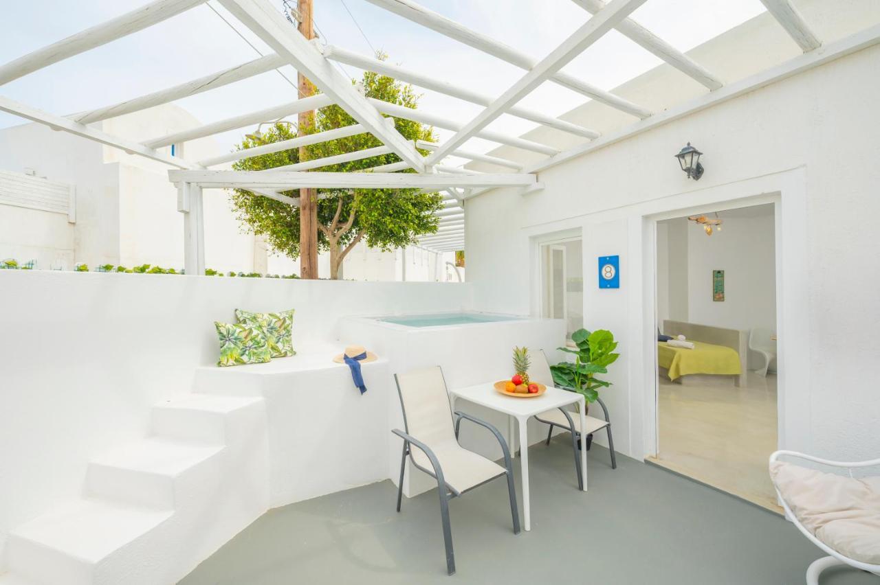 Loukas & Emma Eco Houses Perissa  Bagian luar foto