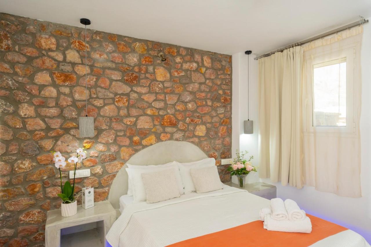 Loukas & Emma Eco Houses Perissa  Bagian luar foto