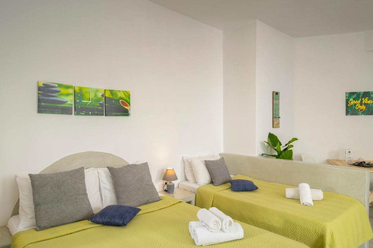 Loukas & Emma Eco Houses Perissa  Bagian luar foto