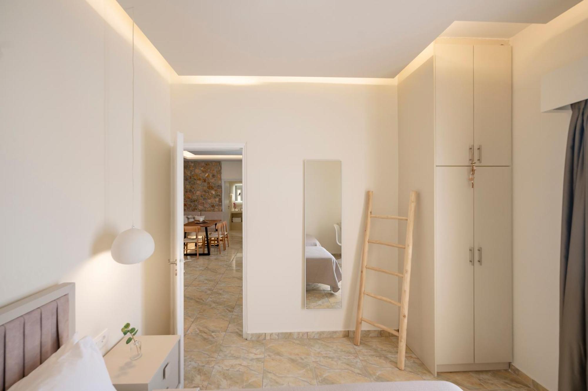 Loukas & Emma Eco Houses Perissa  Bagian luar foto